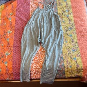 Chic Gray Sleeveless Jumpsuit